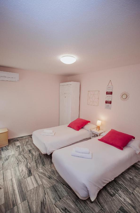 בנידורם See The Sea - Mirando Al Mar & Aplus Apartamentos מראה חיצוני תמונה